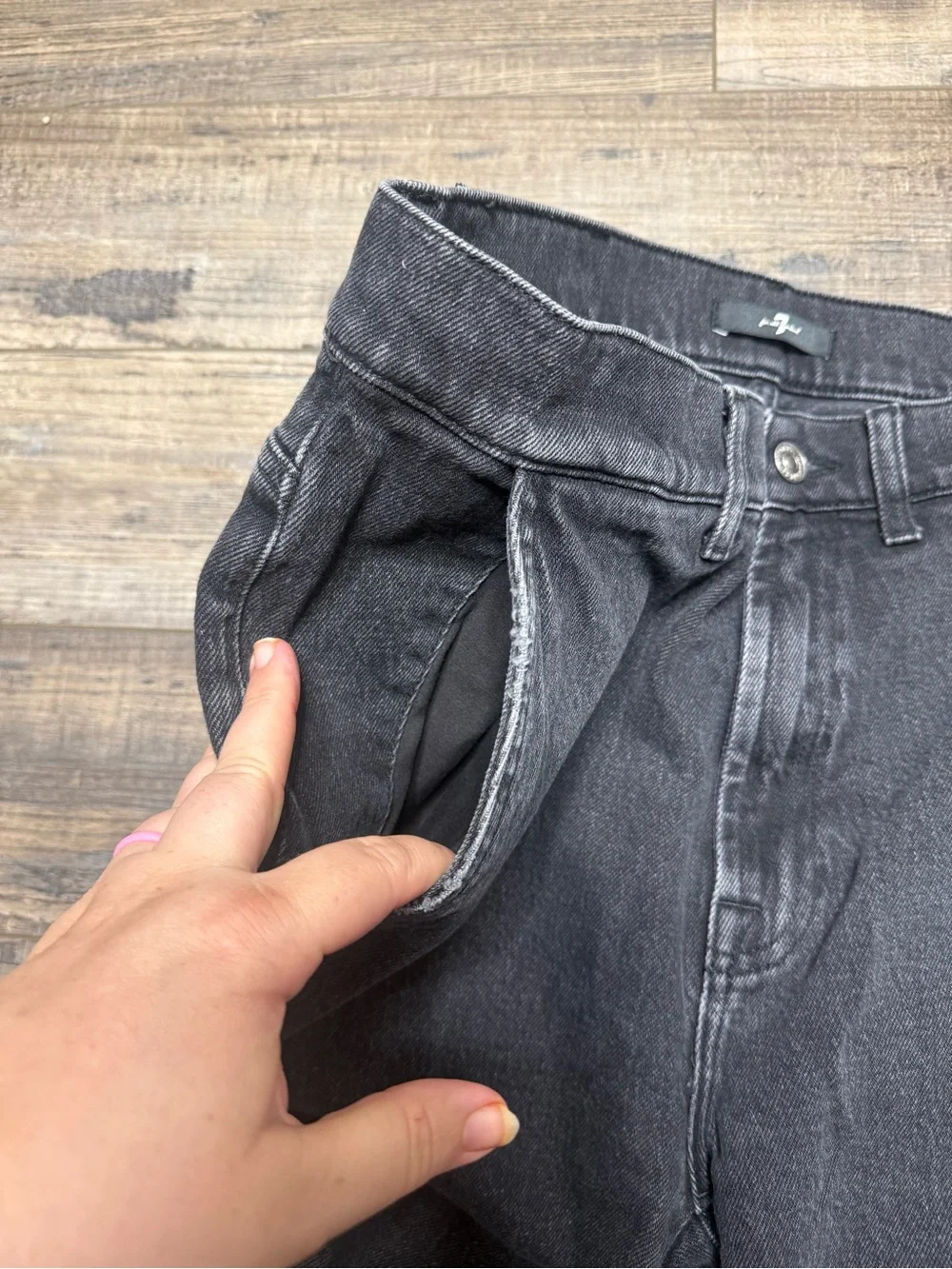 7 For All Mankind Women's Size 31 Black Cargo Denim Pants